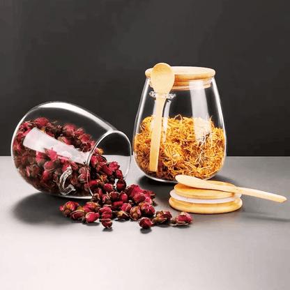 Pot de rangement en verre transparent hermétique avec couvercle bambou, idéal pour la cuisine.